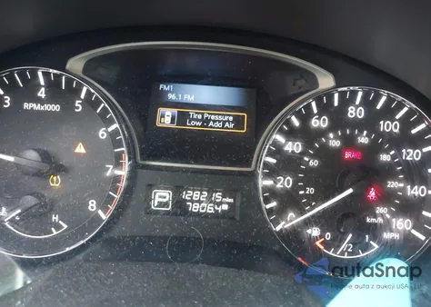 2015 Nissan Altima 2.5 S z USA, uszkodzony, nr VIN 1N4AL3AP1FN864369